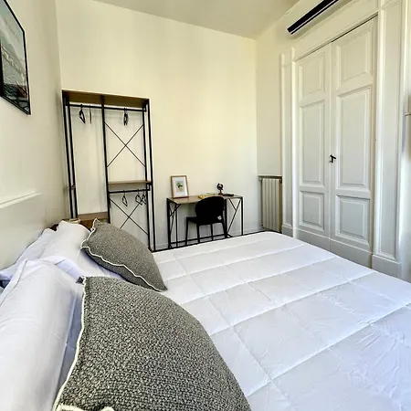 Ferienwohnung Montesanto Charm Centro Storico Neapel Exterior foto